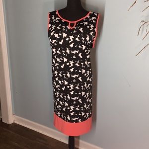 2X Pretty sleeveless patterned dress 2X